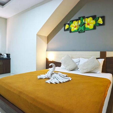 Raj Sindhu Sanur Appartement Denpasa Buitenkant foto