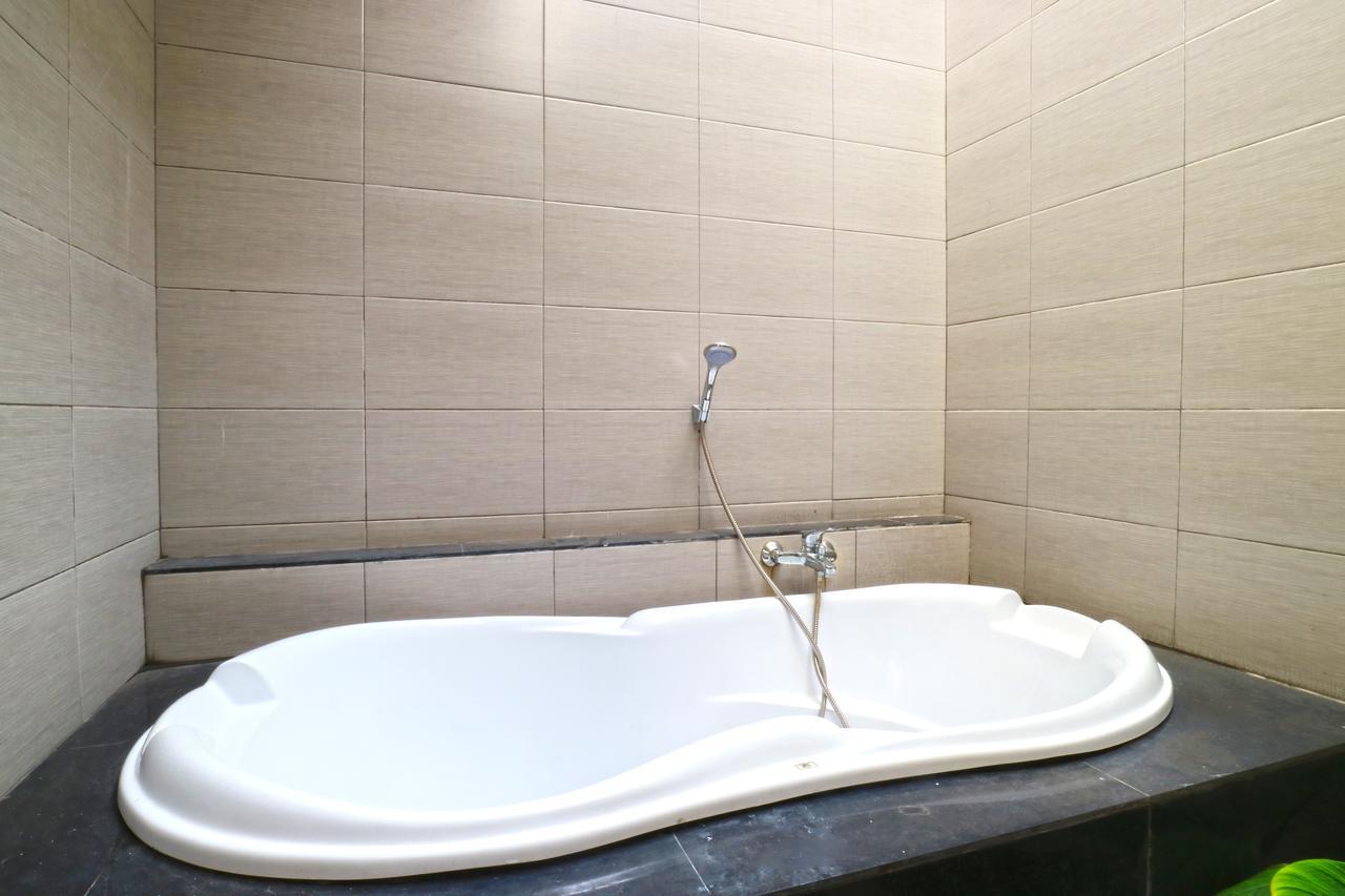 Raj Sindhu Sanur Appartement Denpasa Buitenkant foto