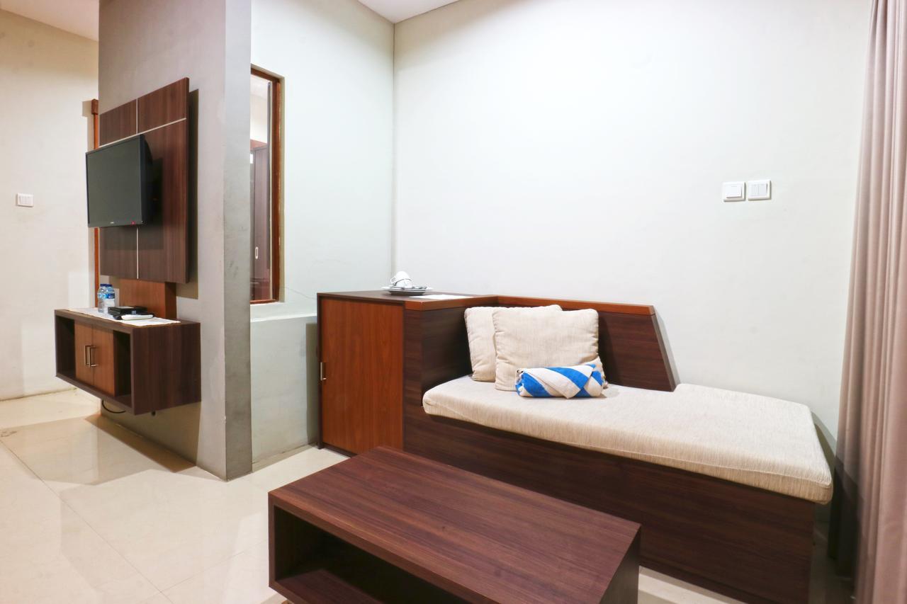 Raj Sindhu Sanur Appartement Denpasa Buitenkant foto